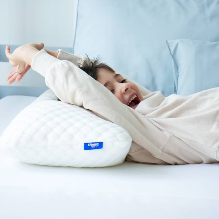 Gesunde Schlafhaltung - Sleepi Nackenstützkissen für Kinder